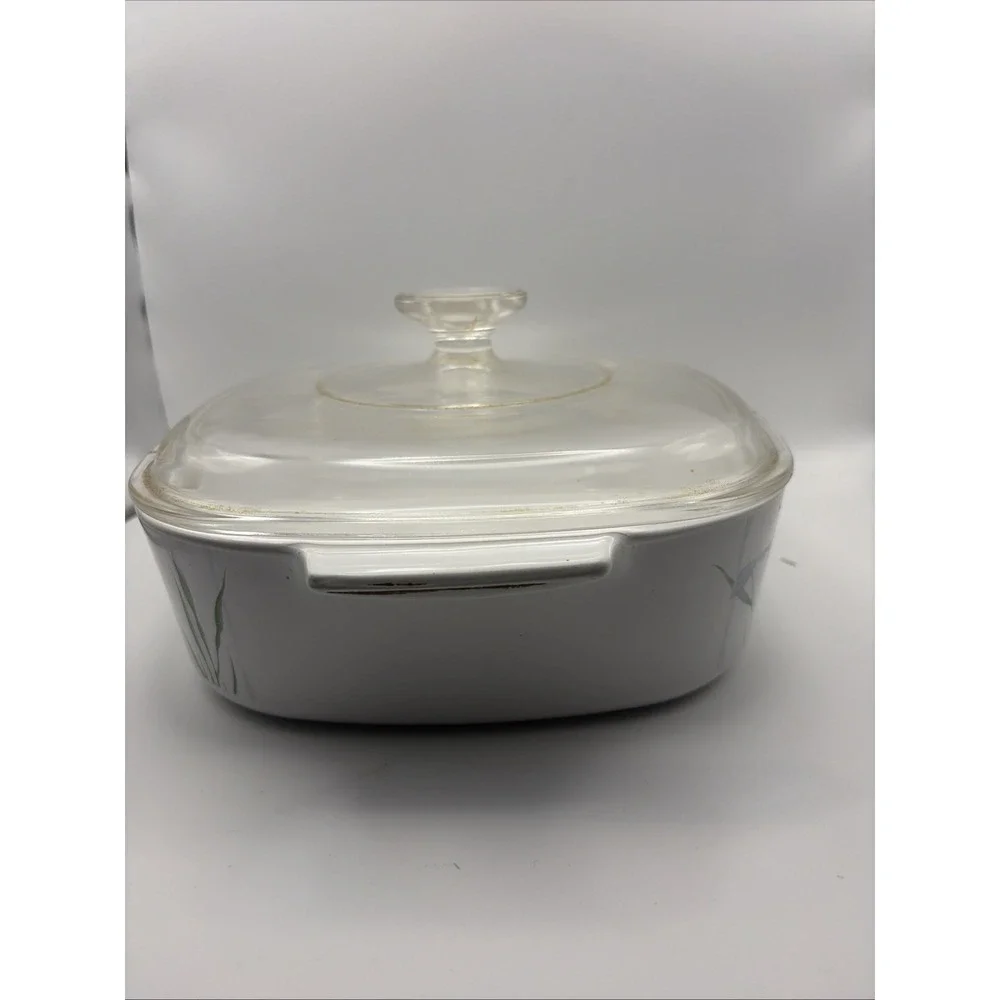 Corning‎ Ware Shadow Iris Casserole Dish with Lid, A-2-B, 2 Liter